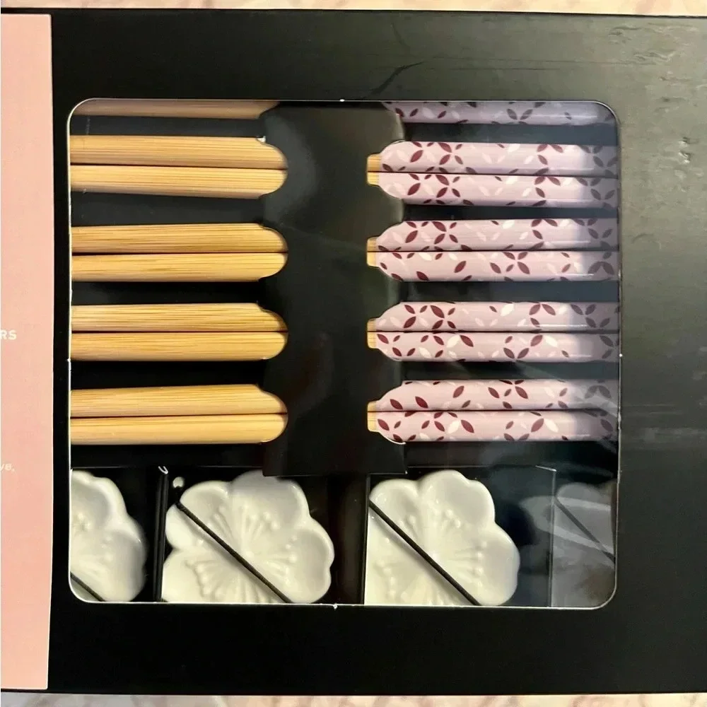 NEW Soho Loft 10pc Bamboo Chopsticks with Ceramic Holders Set